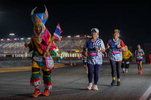 BIB: 76402, 47525, 47395
                            <button type="button" onclick="openModal(22812518)" class="btn btn-primary btn-sm float-right btn-popup" data-toggle="modal" data-target=".modal-high-quality">
                        <i class="fas fa-shopping-cart"></i> Add to Cart
                    </button>
                                            <button type="button" onclick="isThisMe(22812518, true)" class="btn btn-success btn-sm float-right btn-popup btn-isme hidden" data-toggle="tooltip" data-placement="bottom" title="นี่คือรูปของคุณใช่ไหม คลิกที่นี่เพื่อเอาเข้าอัลบั้ม">
                        <i class="fas fa-plus"></i> Add to album
                    </button>
                    <button type="button" onclick="isThisMe(22812518, false)" class="btn btn-warning btn-sm float-right btn-popup btn-isnotme hidden">
                        <i class="fas fa-ban"></i> Remove from album
                    </button>